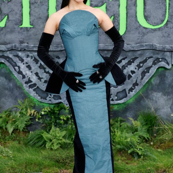 jenna ortega attends the uk premiere of beetlejuice
